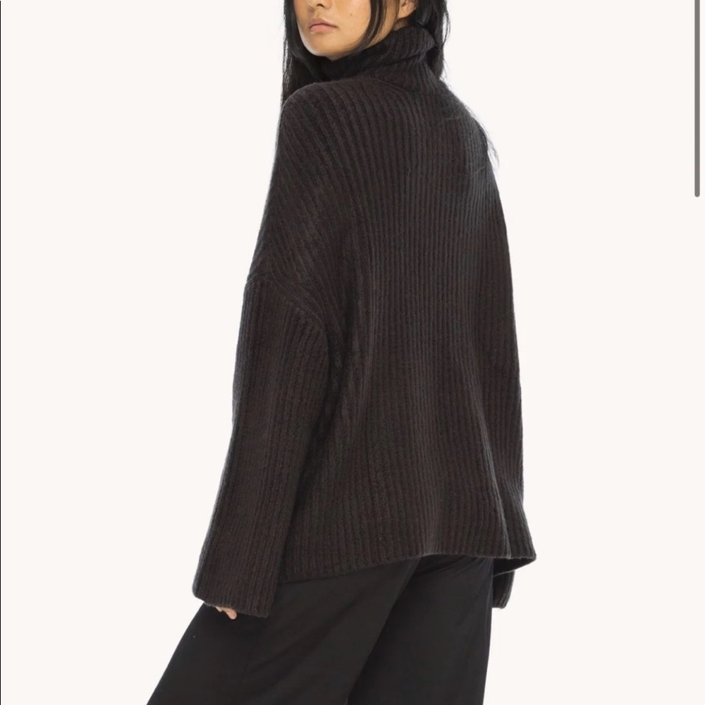 NWT Indah Denali Sweater OS